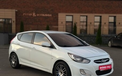 Hyundai Solaris II рестайлинг, 2012 год, 590 000 рублей, 1 фотография
