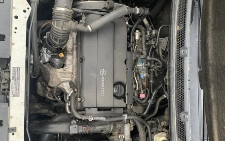 Opel Astra J, 2011 год, 700 000 рублей, 9 фотография