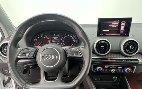 Audi Q2 I, 2023 год, 1 650 000 рублей, 9 фотография