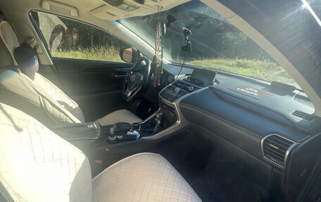Lexus NX I, 2016 год, 2 900 000 рублей, 5 фотография
