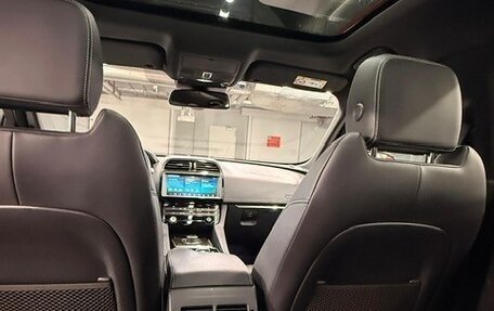 Jaguar F-Pace, 2016 год, 2 500 000 рублей, 7 фотография