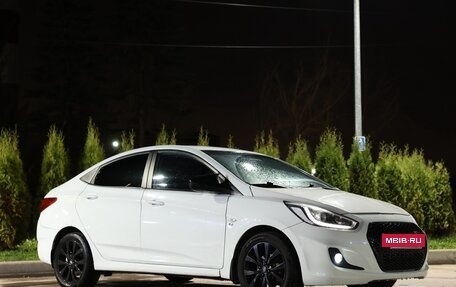 Hyundai Solaris II рестайлинг, 2012 год, 789 000 рублей, 9 фотография