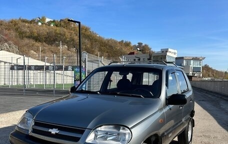 Chevrolet Niva I рестайлинг, 2007 год, 290 000 рублей, 1 фотография