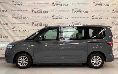 Volkswagen Multivan, 2023 год, 4 700 000 рублей, 2 фотография