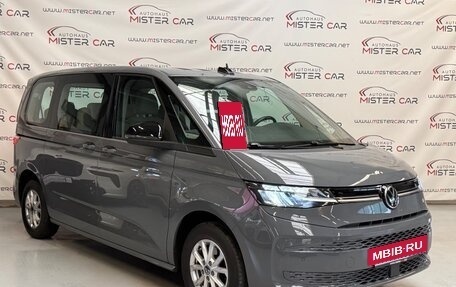 Volkswagen Multivan, 2023 год, 4 700 000 рублей, 4 фотография