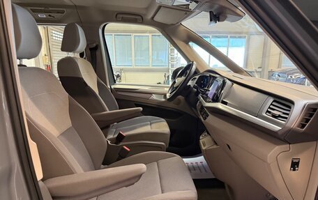 Volkswagen Multivan, 2023 год, 4 700 000 рублей, 15 фотография