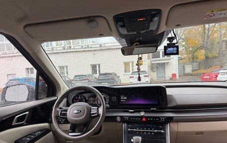KIA Carnival, 2020 год, 4 000 000 рублей, 12 фотография
