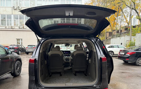 KIA Carnival, 2020 год, 4 000 000 рублей, 21 фотография