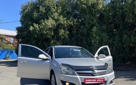 Opel Astra H, 2011 год, 570 000 рублей, 2 фотография