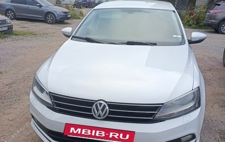 Volkswagen Jetta VI, 2016 год, 675 000 рублей, 2 фотография