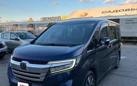 Honda Stepwgn IV, 2018 год, 2 200 000 рублей, 10 фотография
