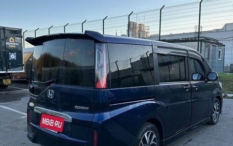 Honda Stepwgn IV, 2018 год, 2 200 000 рублей, 5 фотография