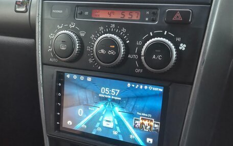 Toyota Altezza, 2001 год, 939 999 рублей, 15 фотография