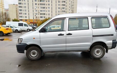 Toyota Town Ace III, 2003 год, 590 000 рублей, 2 фотография