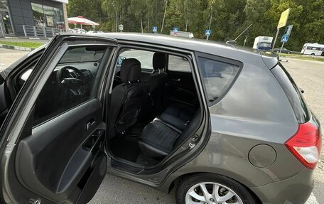 KIA cee'd I рестайлинг, 2011 год, 590 000 рублей, 10 фотография
