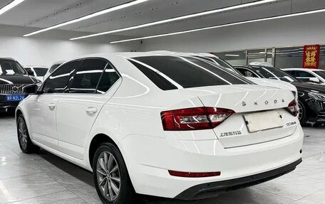 Skoda Octavia, 2022 год, 1 285 000 рублей, 3 фотография