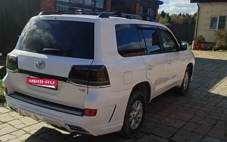 Toyota Land Cruiser 200, 2007 год, 2 600 000 рублей, 2 фотография