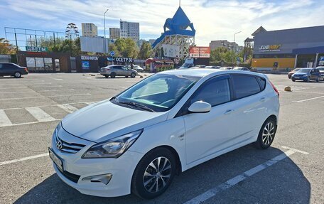 Hyundai Solaris II рестайлинг, 2014 год, 910 000 рублей, 1 фотография