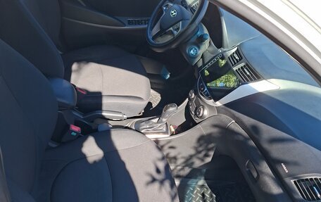 Hyundai Solaris II рестайлинг, 2014 год, 910 000 рублей, 7 фотография