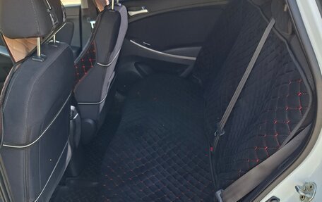 Hyundai Solaris II рестайлинг, 2014 год, 910 000 рублей, 13 фотография