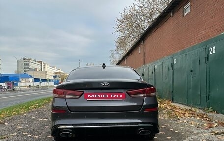 KIA Optima IV, 2019 год, 2 300 000 рублей, 5 фотография