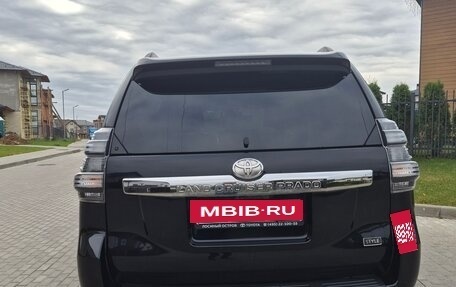 Toyota Land Cruiser Prado 150 рестайлинг 2, 2016 год, 4 300 000 рублей, 5 фотография
