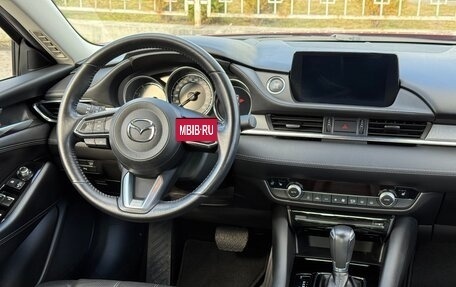Mazda 6, 2019 год, 2 900 000 рублей, 26 фотография
