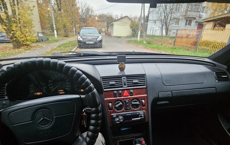 Mercedes-Benz C-Класс, 1998 год, 470 000 рублей, 1 фотография
