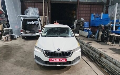 Skoda Rapid II, 2021 год, 750 000 рублей, 1 фотография