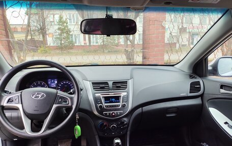 Hyundai Solaris II рестайлинг, 2016 год, 1 210 000 рублей, 5 фотография