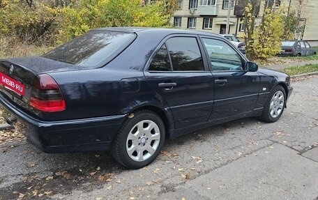Mercedes-Benz C-Класс, 1998 год, 470 000 рублей, 3 фотография