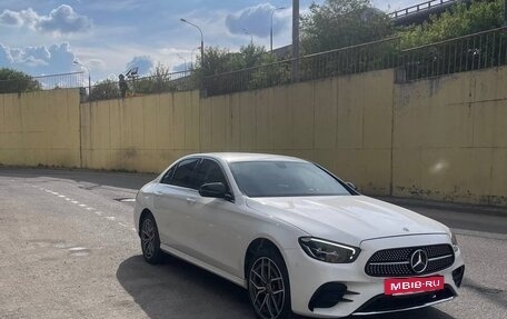 Mercedes-Benz E-Класс, 2020 год, 3 800 000 рублей, 7 фотография