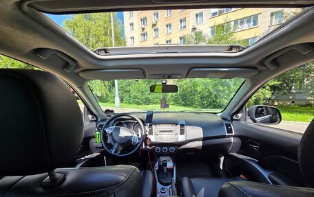 Mitsubishi Outlander III рестайлинг 3, 2007 год, 1 050 000 рублей, 16 фотография