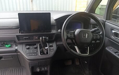 Honda Stepwgn IV, 2022 год, 3 000 000 рублей, 3 фотография