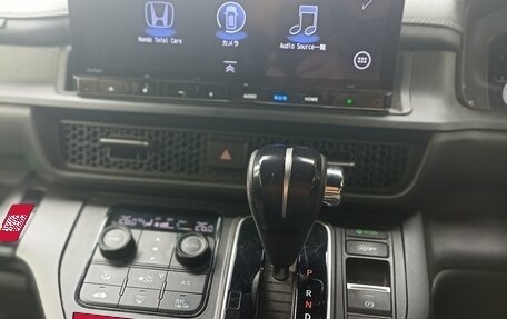 Honda Stepwgn IV, 2022 год, 3 000 000 рублей, 17 фотография