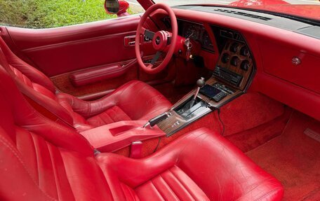 Chevrolet Corvette C3, 1980 год, 2 700 000 рублей, 11 фотография
