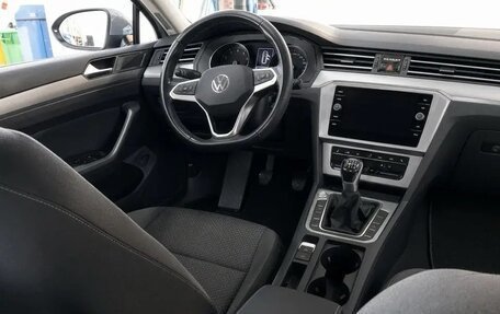 Volkswagen Passat B8 рестайлинг, 2022 год, 2 082 000 рублей, 11 фотография
