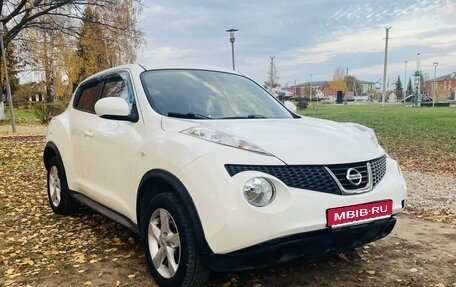 Nissan Juke II, 2014 год, 880 000 рублей, 1 фотография