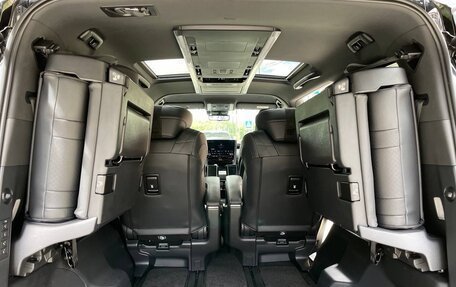 Toyota Alphard, 2024 год, 10 300 000 рублей, 7 фотография