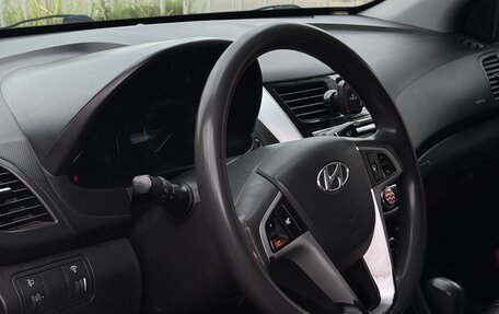 Hyundai Solaris II рестайлинг, 2014 год, 545 000 рублей, 5 фотография