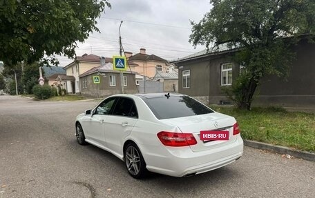 Mercedes-Benz E-Класс, 2011 год, 1 500 000 рублей, 4 фотография