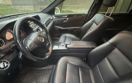 Mercedes-Benz E-Класс, 2011 год, 1 500 000 рублей, 10 фотография