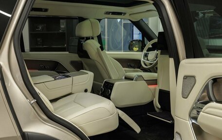 Land Rover Range Rover IV рестайлинг, 2026 год, 29 990 000 рублей, 35 фотография