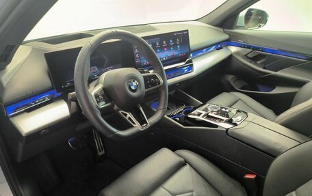 BMW 5 серия, 2026 год, 9 950 000 рублей, 7 фотография
