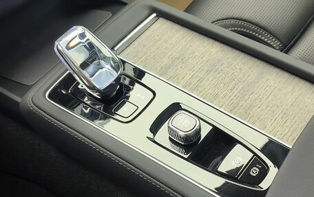 Volvo XC90 II рестайлинг, 2026 год, 10 900 000 рублей, 14 фотография