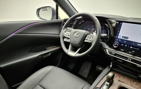 Lexus RX IV рестайлинг, 2025 год, 8 090 000 рублей, 7 фотография