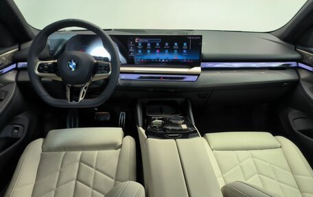 BMW 5 серия, 2024 год, 11 500 000 рублей, 9 фотография