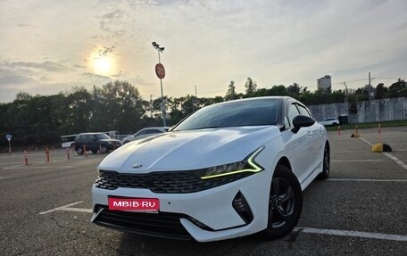 KIA K5, 2021 год, 1 550 000 рублей, 1 фотография
