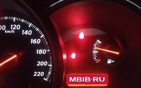 Nissan Tiida, 2012 год, 850 000 рублей, 16 фотография