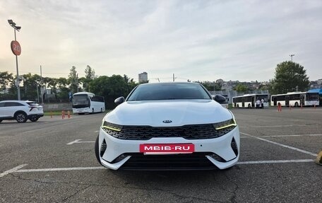 KIA K5, 2021 год, 1 550 000 рублей, 2 фотография